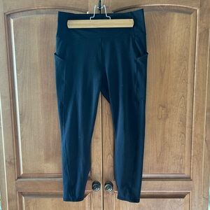 {Fabletics} Powerhold Black Leggings